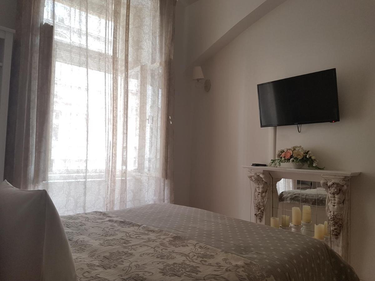 Apartments With The Lions Прага Экстерьер фото