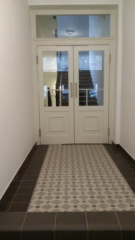 Apartments With The Lions Прага Экстерьер фото